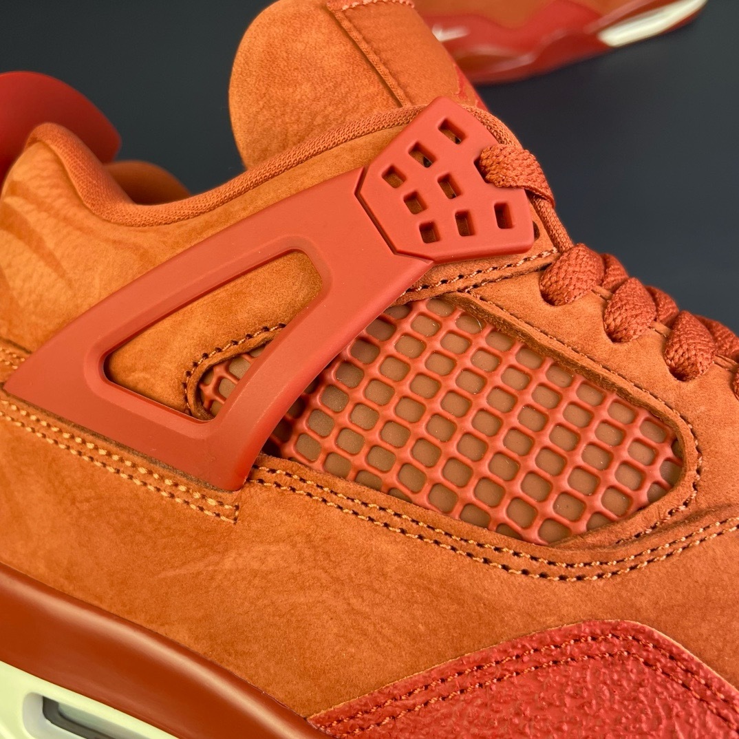 Nigel Sylvester x Air Jordan 4 OG "Brick by Brick" Anthracite/Biking Red - 图片 15